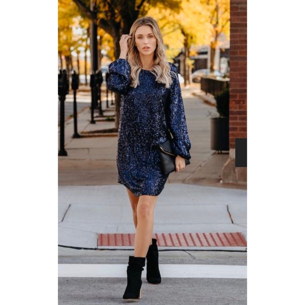 NWT VICI Better than a gift sequin dress